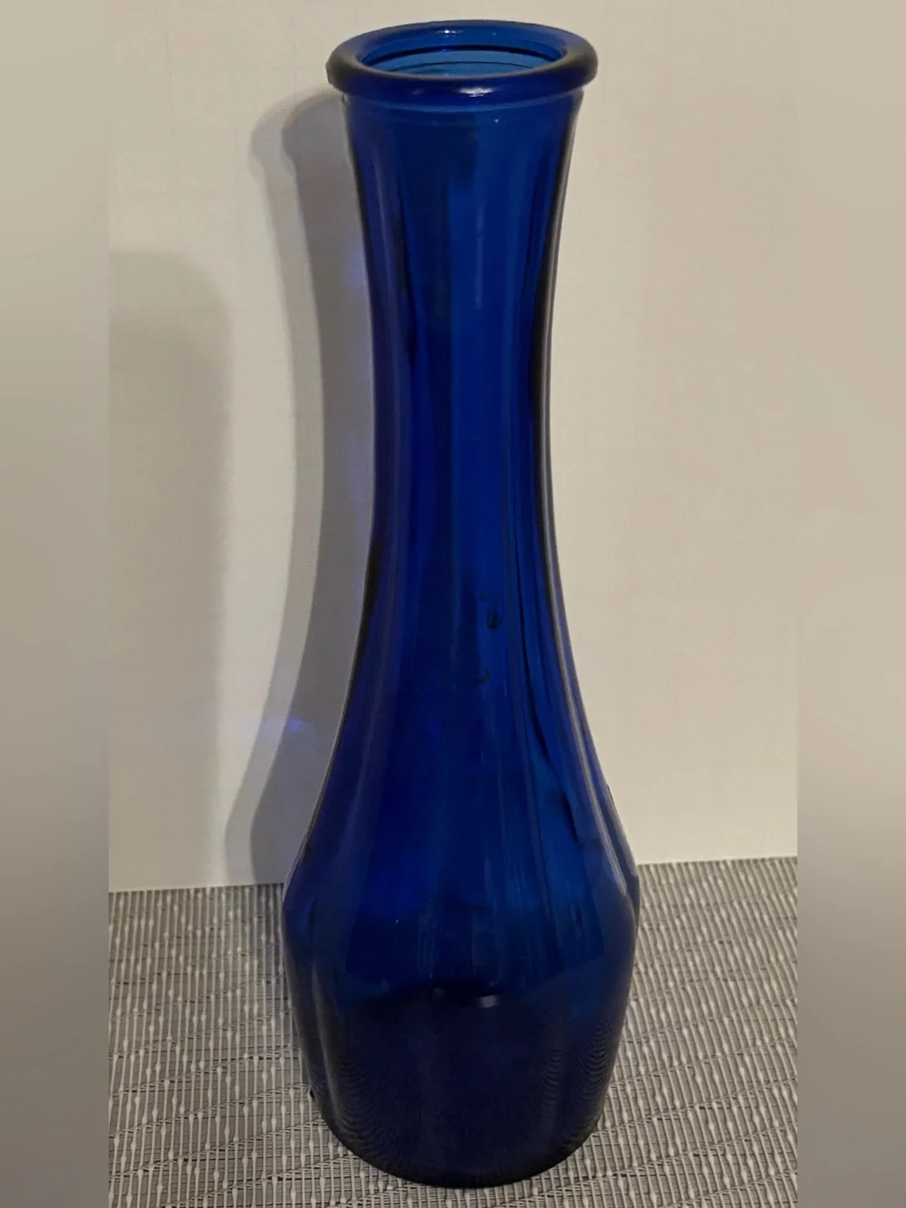 Vintage Cobalt Blue Glass Bud Vase – Cobalt Blue Glass Ribbed Vase MCM 9